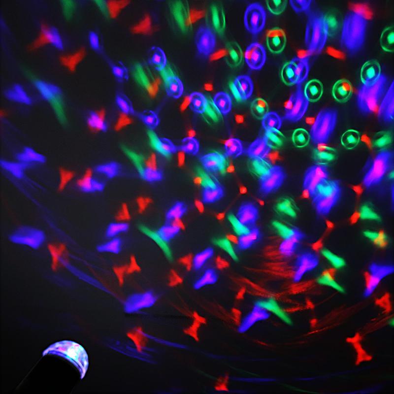 Lampa LED RGB pentru petreceri