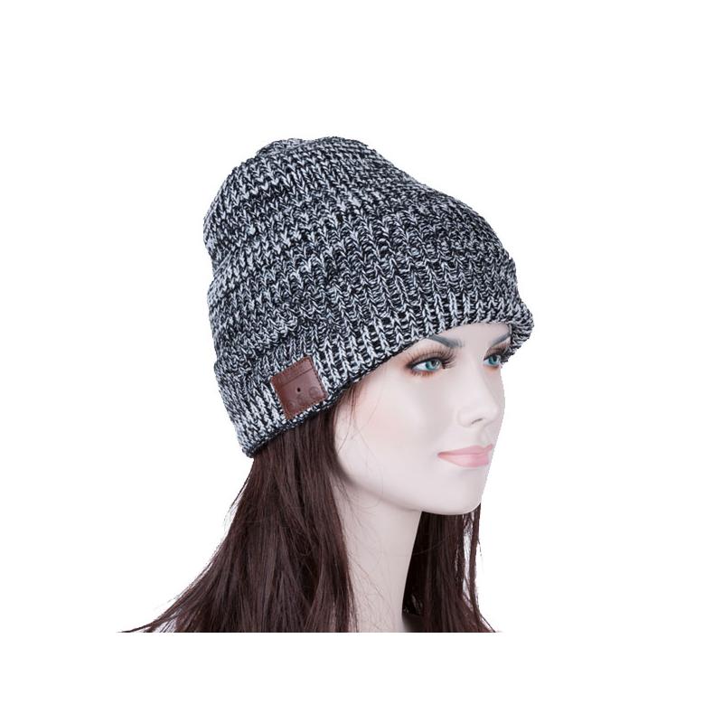 Caciula gri cu casti bluetooth unisex H031B